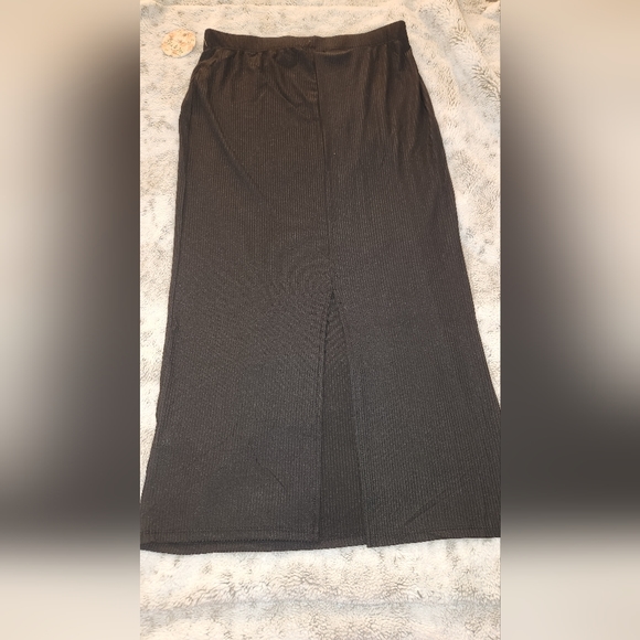 NWT!! JOLIE AND JOY MAXI SKIRT !! - Picture 3 of 4